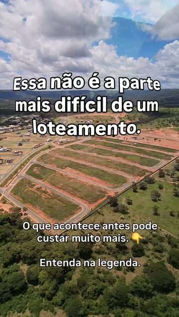 Vista aérea de loteamento com ruas abertas